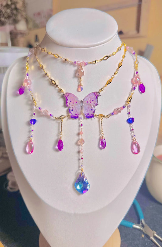 Mother Of Pearl Butterfly Collier