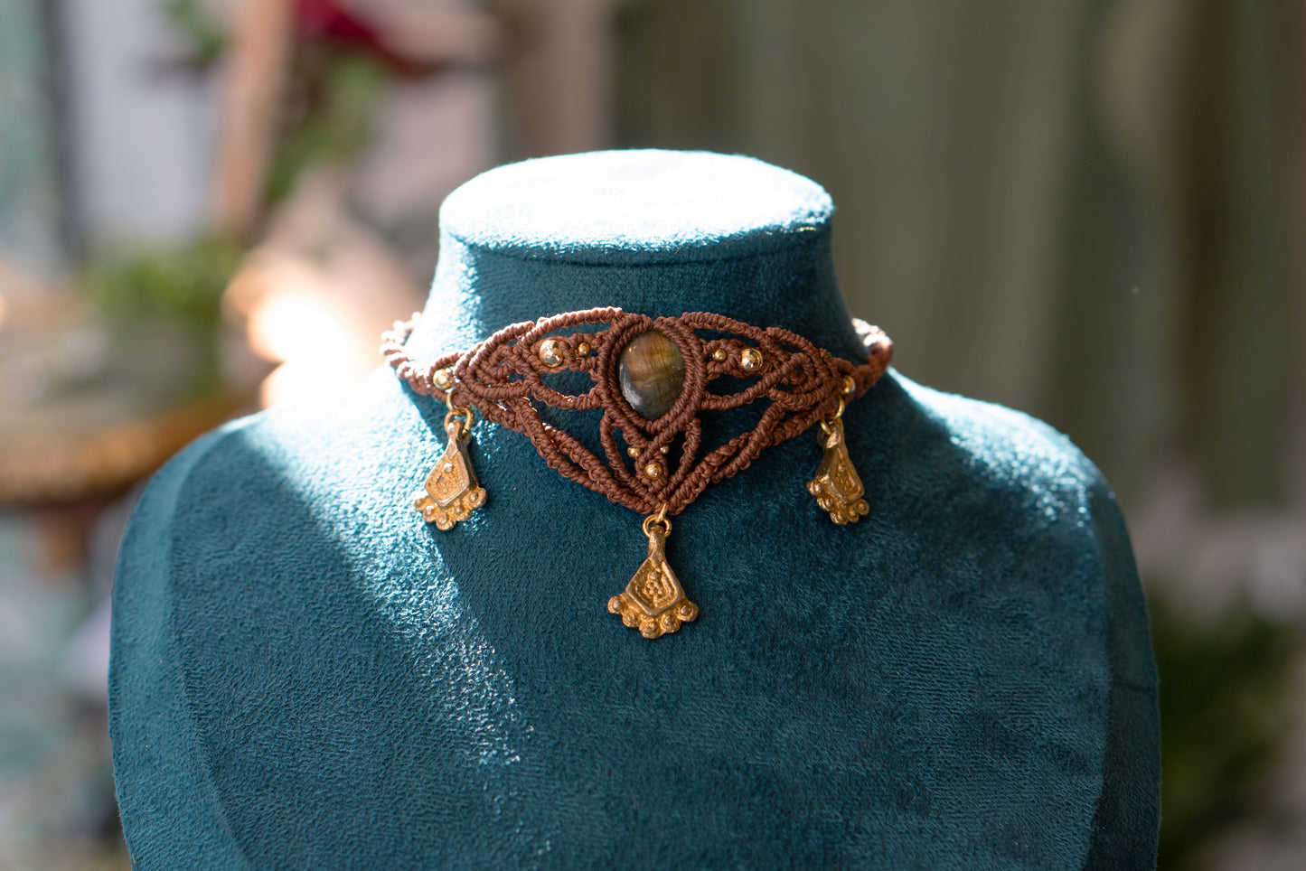 Gaia Choker