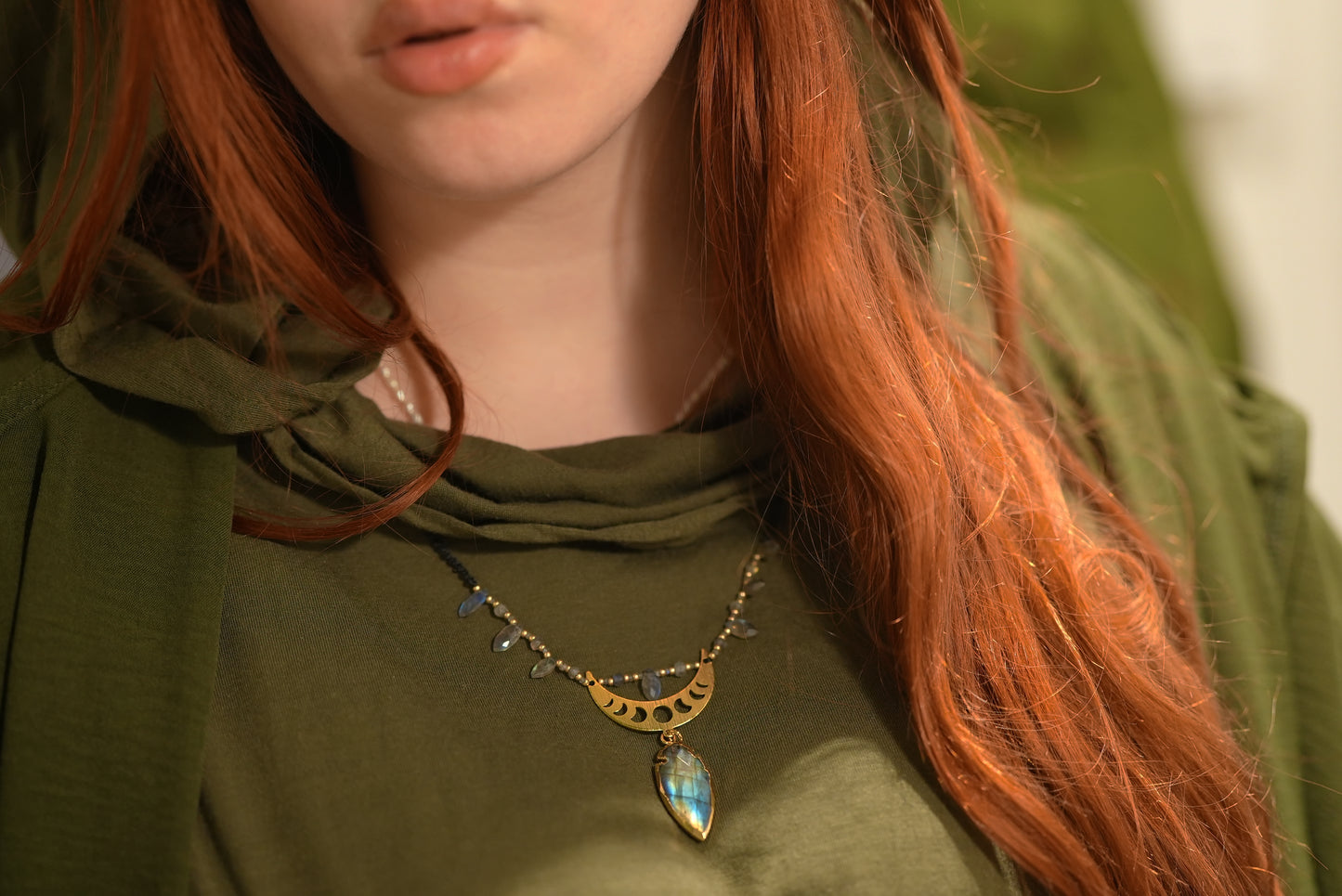 Labradorite Macrame' Moonphase Necklace