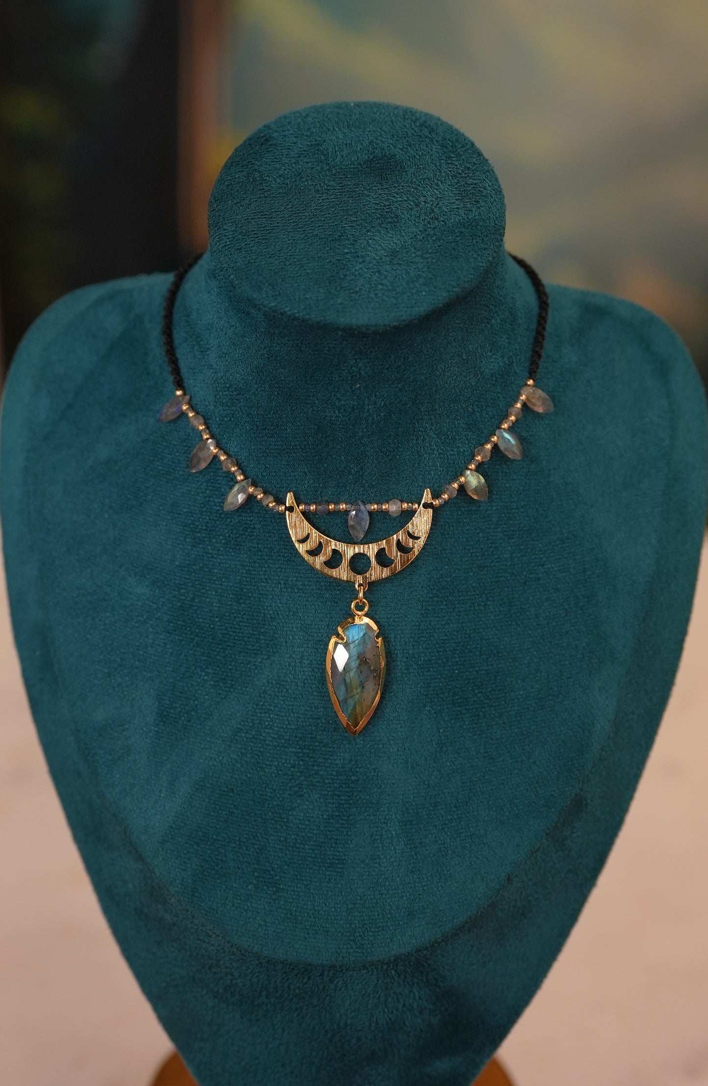 Labradorite Macrame' Moonphase Necklace