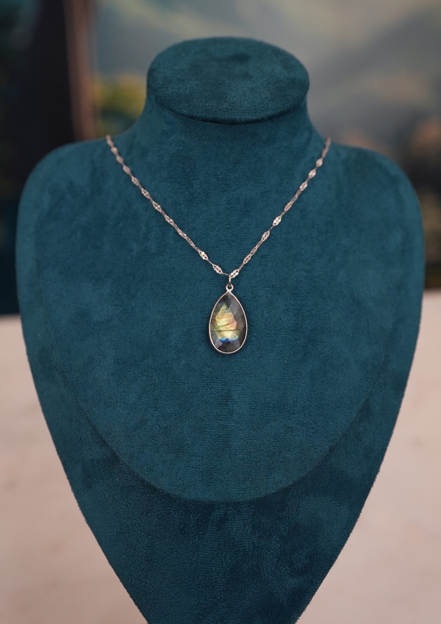 Silver Labradorite Necklace