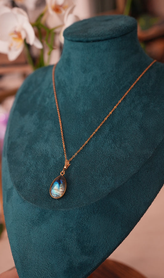 Gold Labradorite Necklace