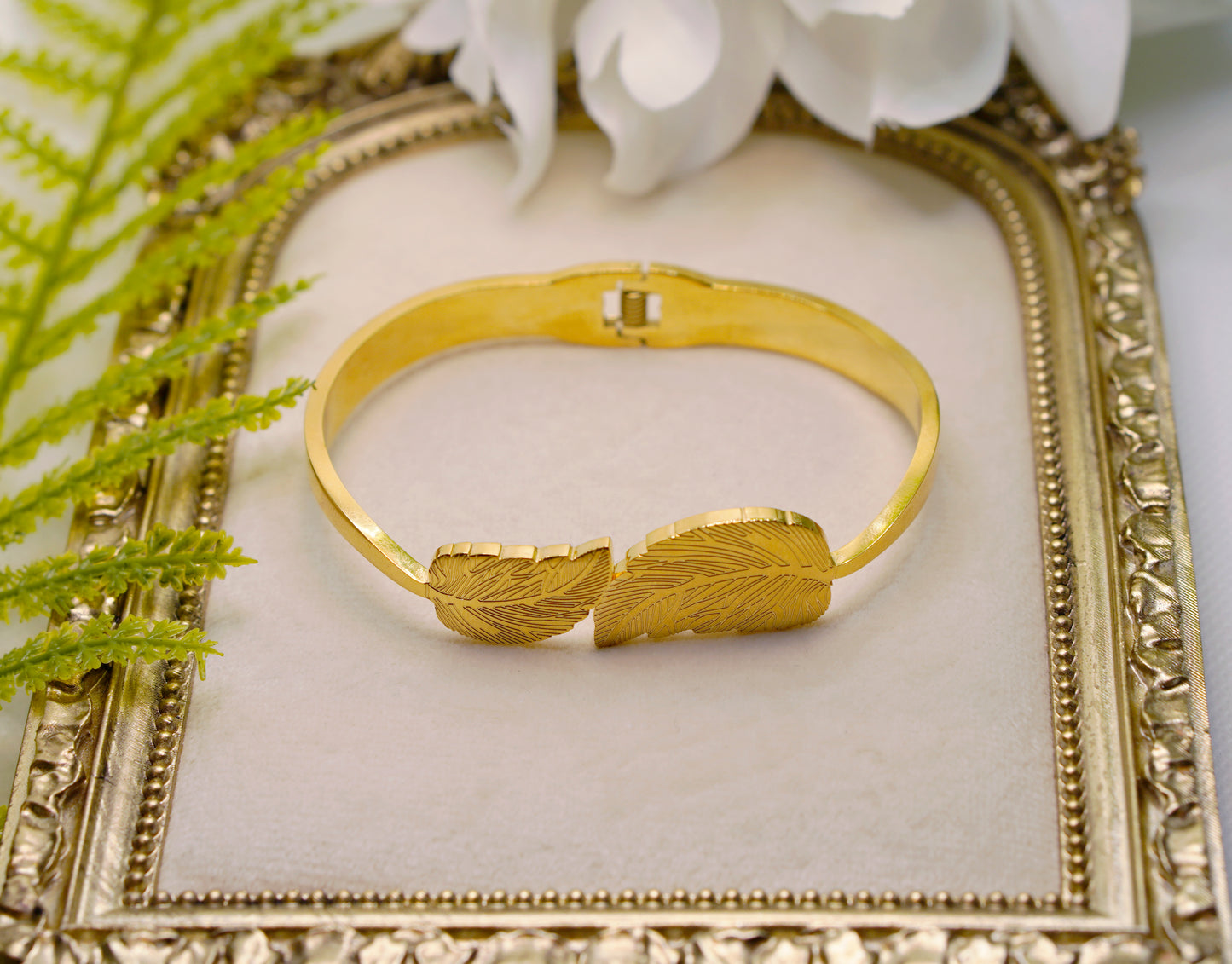 Leaf Bangle
