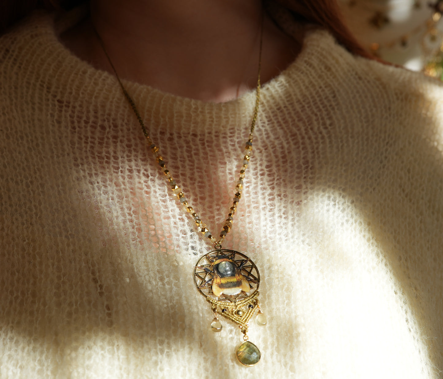 Bumble Bee Talisman