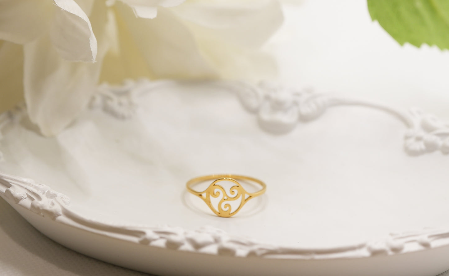 Triquetra Celtic Ring