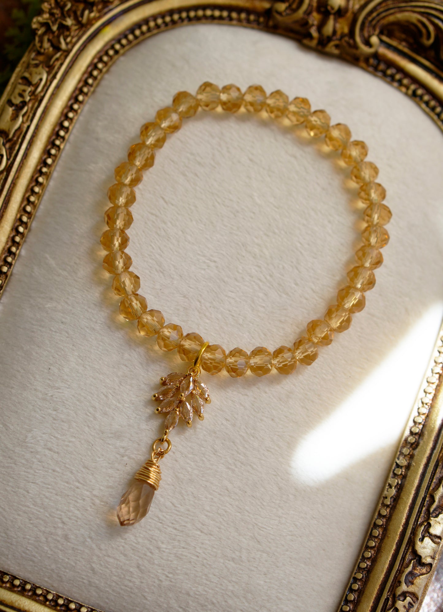Flower Fae Bracelet | Champagne