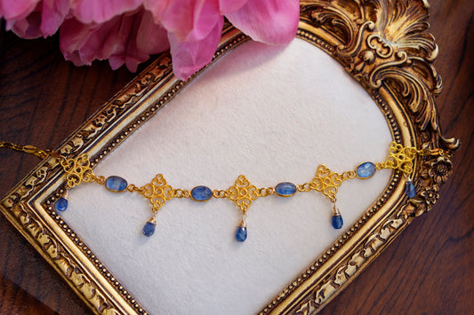 Athena Choker