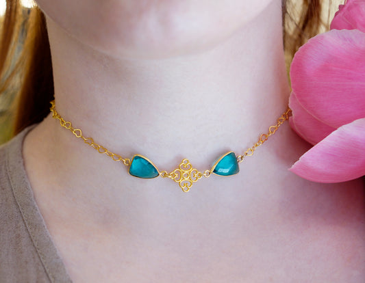Salicia  Choker