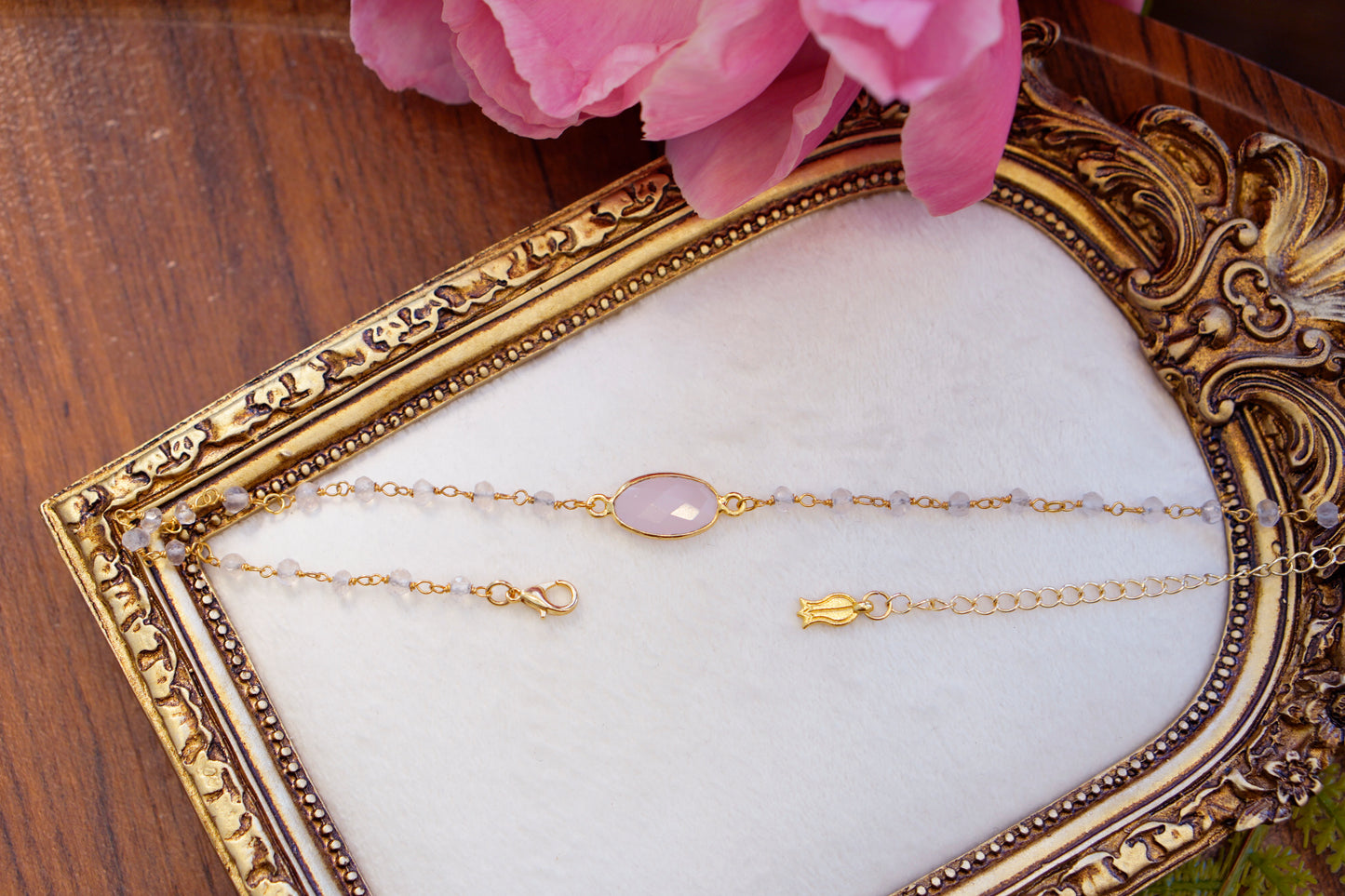 Venus Choker | Rosary